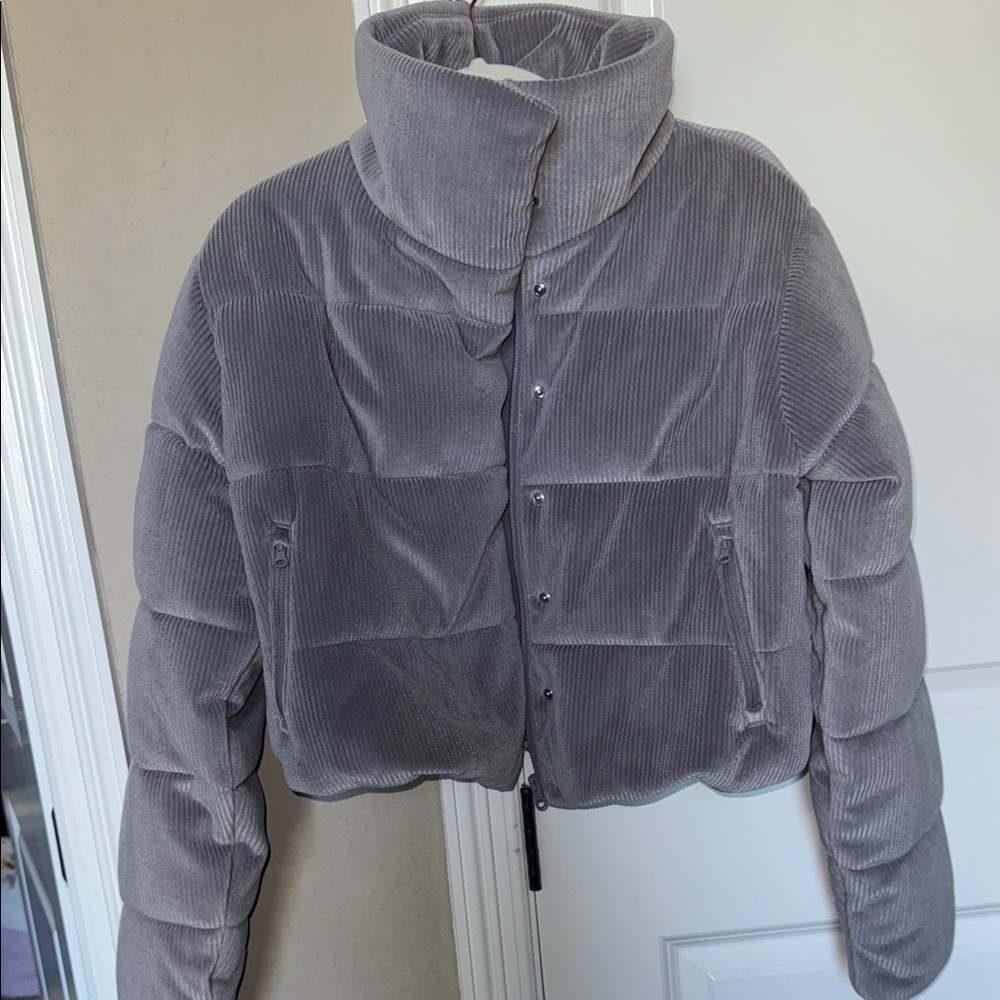 Alo Jacket Ribbed Velour - Picture 2 of 5